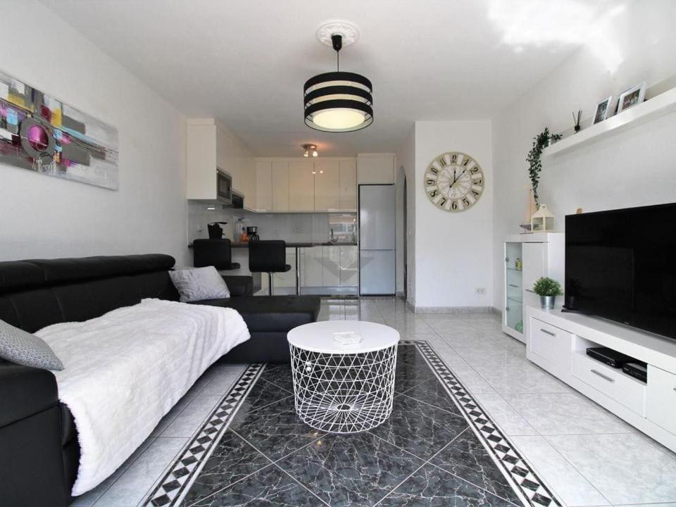 Flat Apartment Costa Del Silencio Exterior photo
